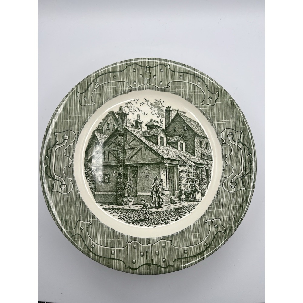 Lot Of 8 Royal China The Old Curiosity Shop 10" dinner‎ plate Made in USA Green